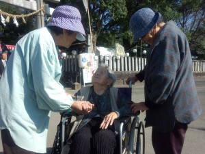 津森神宮にて昔からのご友人とご挨拶